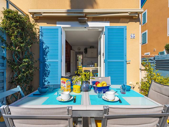 Location de vacances pour 6 personnes, avec terrasse dans Plage Miramar - 2