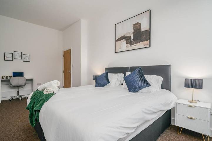 Apartment for 4 people, with view in Luton