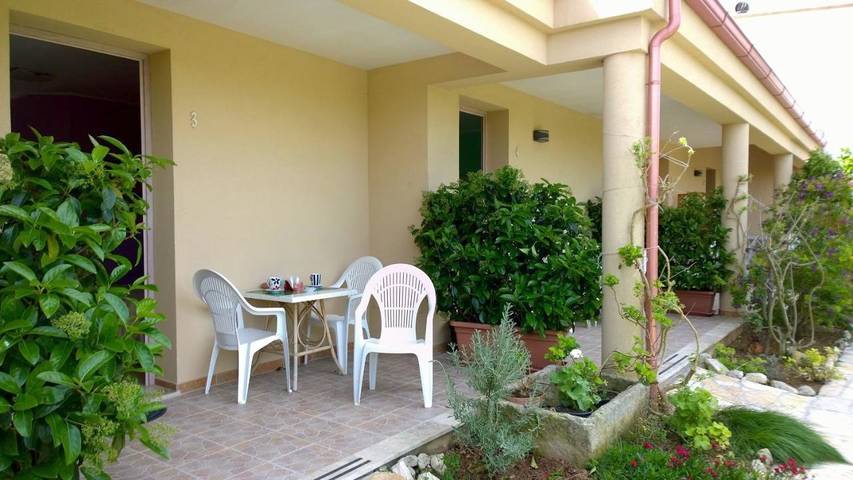Chambre d’hôte pour 3 personnes, avec jardin et terrasse dans Région d'Otranto - 2