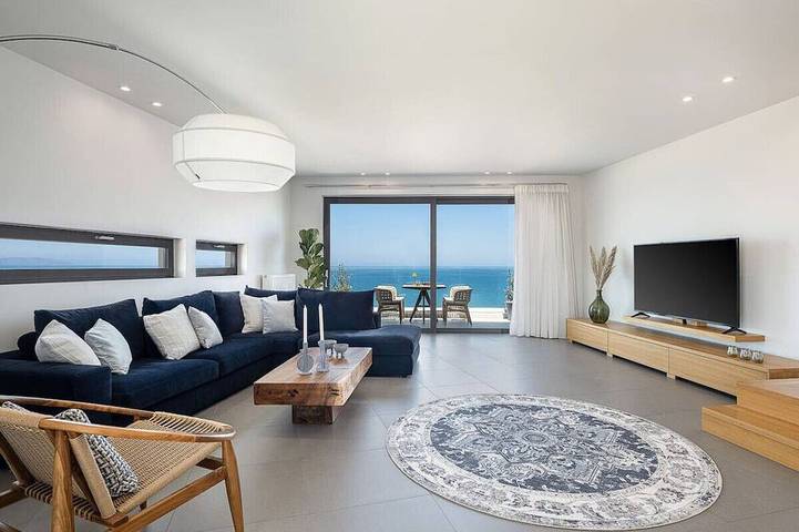 Acro Sea View Villa in Chania | Alectrona Living Crete in Platanias, Chania und Umgebung