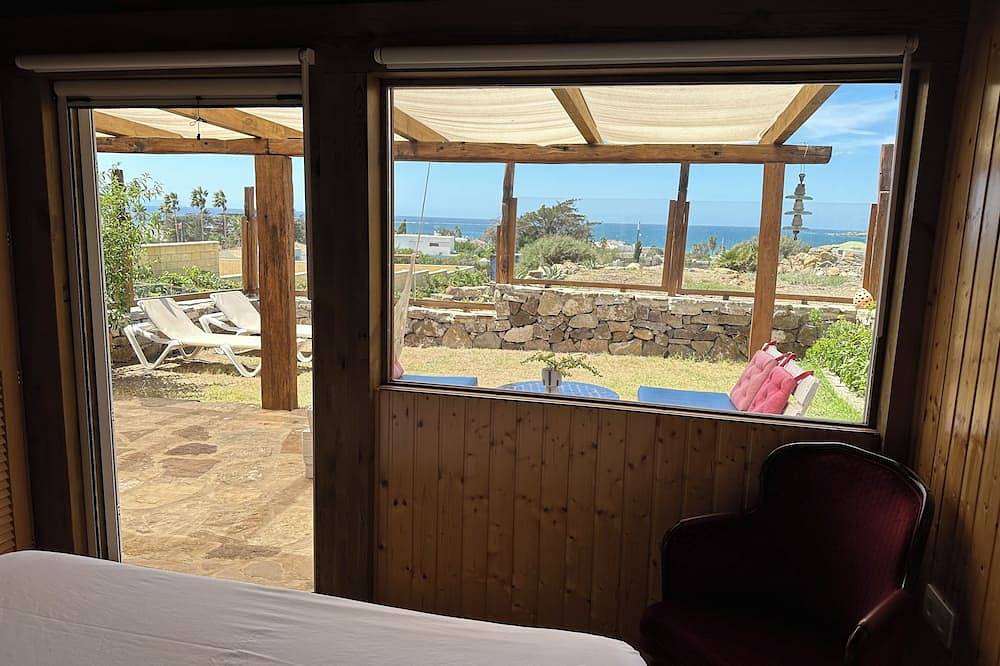 Casa Luna en Bolonia con jardín y vistas al mar. Un espacio de paz y armonía. in El Lentiscal, Tarifa