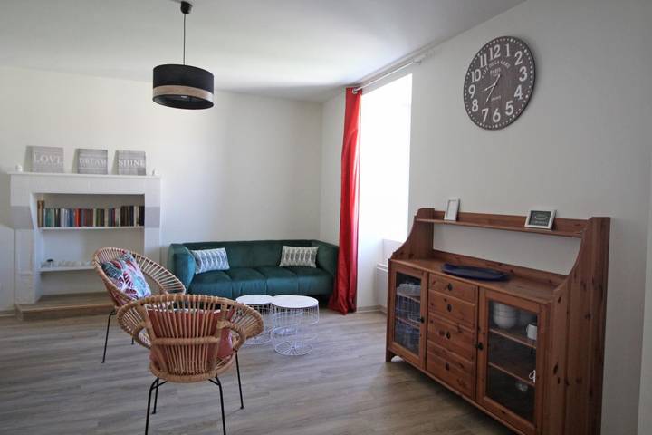 Gîte pour 6 personnes, avec terrasse, animaux acceptés à Saint-Mathieu - 3