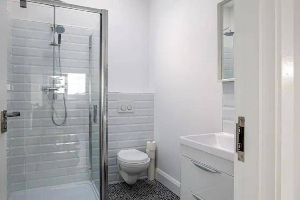 Entire apartment, The Views in Newcastle (County Down), County Down