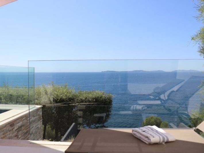 Belle villa à Cavalaire-sur-Mer avec piscine et vue mer in Cavalaire-sur-Mer, Côte méditerranéenne (France)