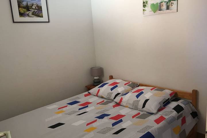 Gîte pour 4 personnes, avec piscine dans Plage de la Gaillarde - 2