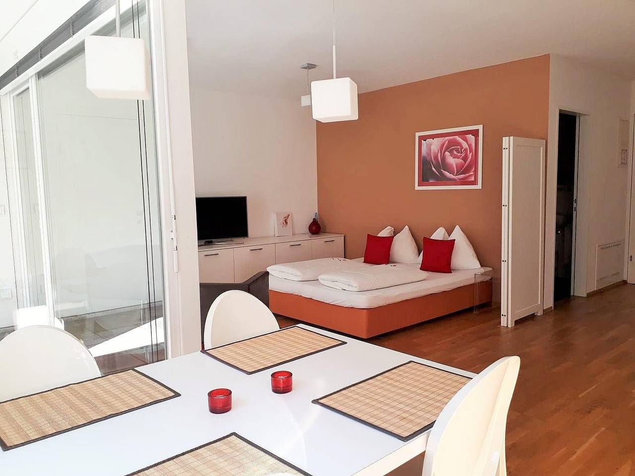 Hel ferielejlighed, , Orchidee, 39 m2 in Rätikon mountain range, Brand