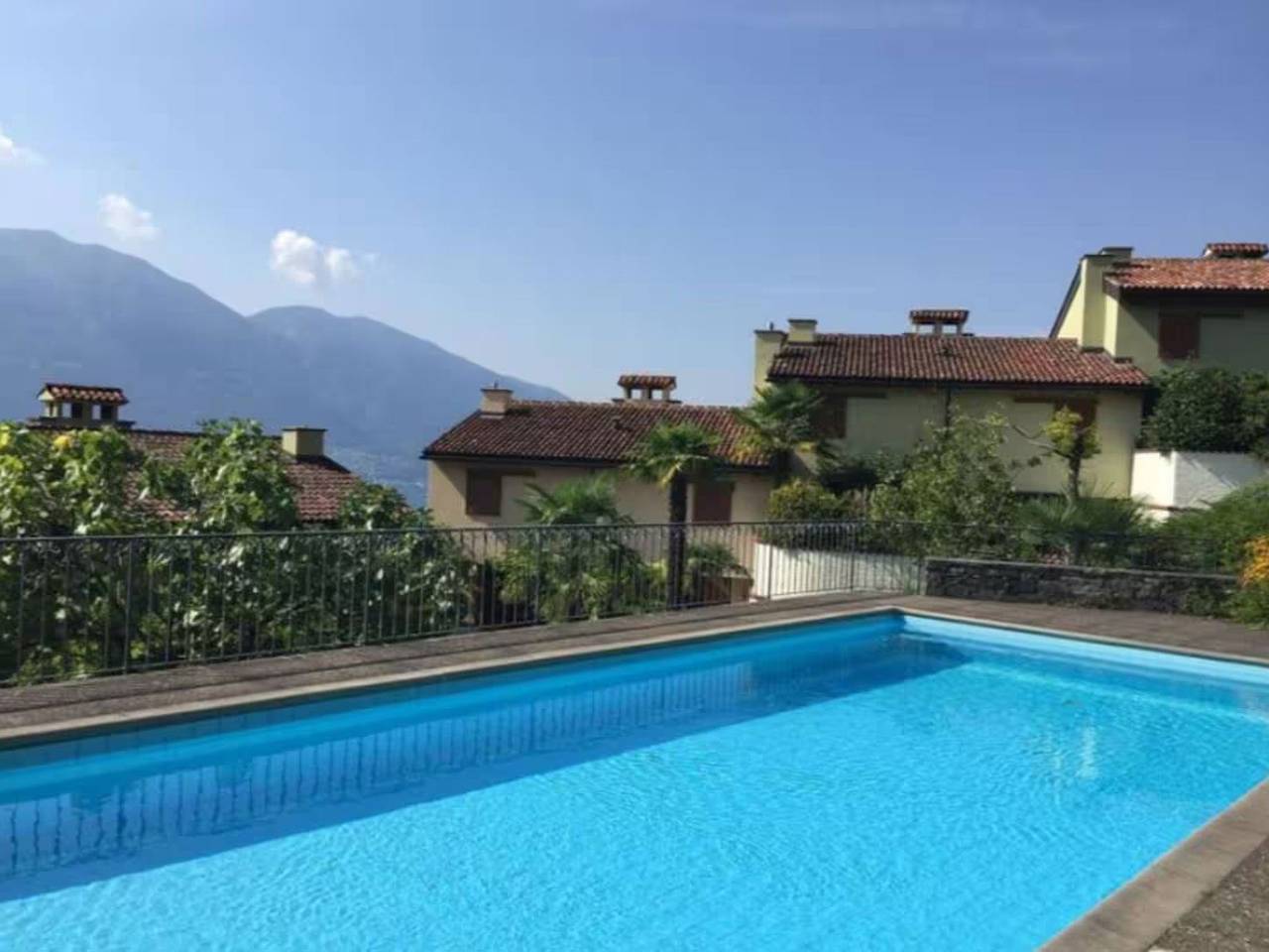 Casa Sognavista in Minusio, Tessiner Alpen