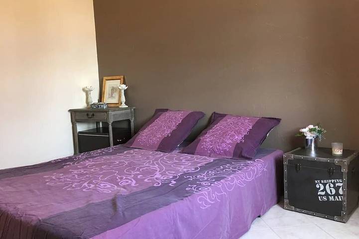 Location de vacances pour 6 personnes, avec jardin et terrasse, animaux acceptés à Saint-Laurent-des-Arbres - 3