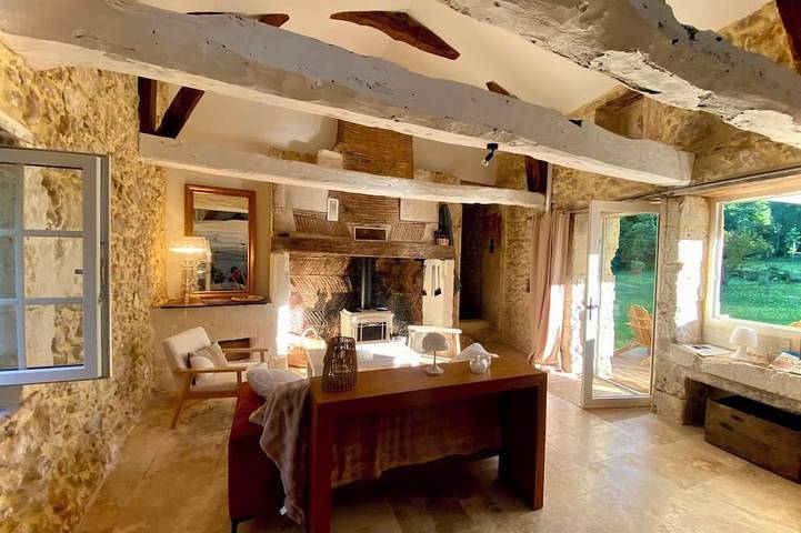Location de vacances pour 4 personnes, avec terrasse ainsi que jardin et jacuzzi, animaux acceptés à Grignols - 2