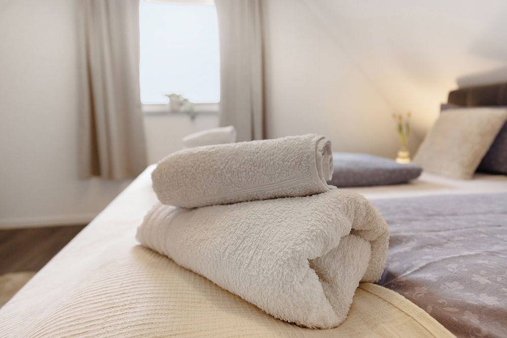 Ferienhaus Seezeit mit Garten, bis zu 6 Personen, 500 Meter zum See in Hüde, Landkreis Diepholz