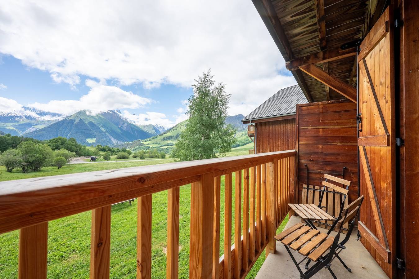 Apartamento entero, Apartamento de vacaciones para 4 personas con balcón in Saint-Jean-d'Arves, Región de Saint-Jean-de-Maurienne