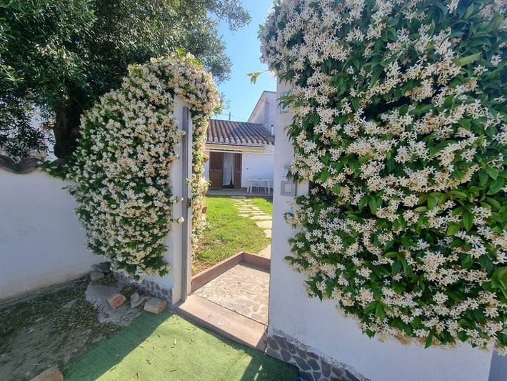 Casa vacanza per 3 persone, con Giardino a Piscinas