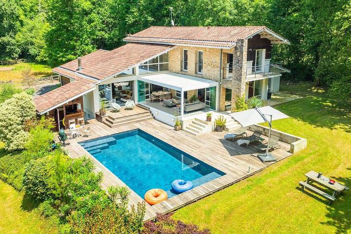 Maison de vacances pour 10 personnes, avec jardin et balcon à Ahetze