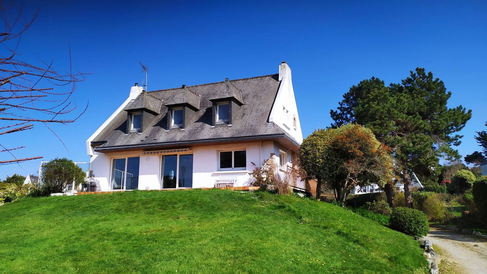 Belle maison de famille tout confort idéalement située in Trébeurden, Côte de Granit Rose