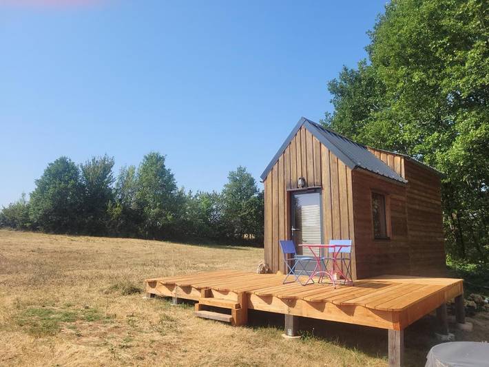Tente pour 3 personnes, avec Terrasse ainsi que Jardin et Vue dans le Lot