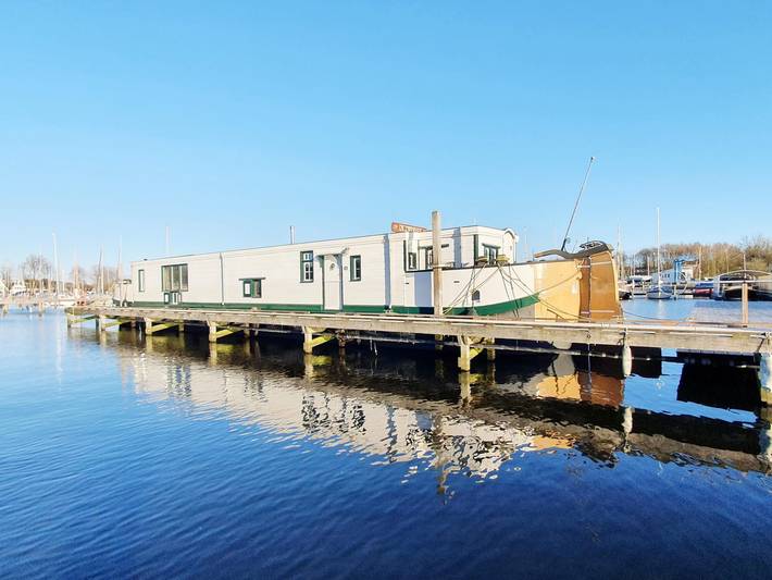 Boot voor 7 personen in Naarden