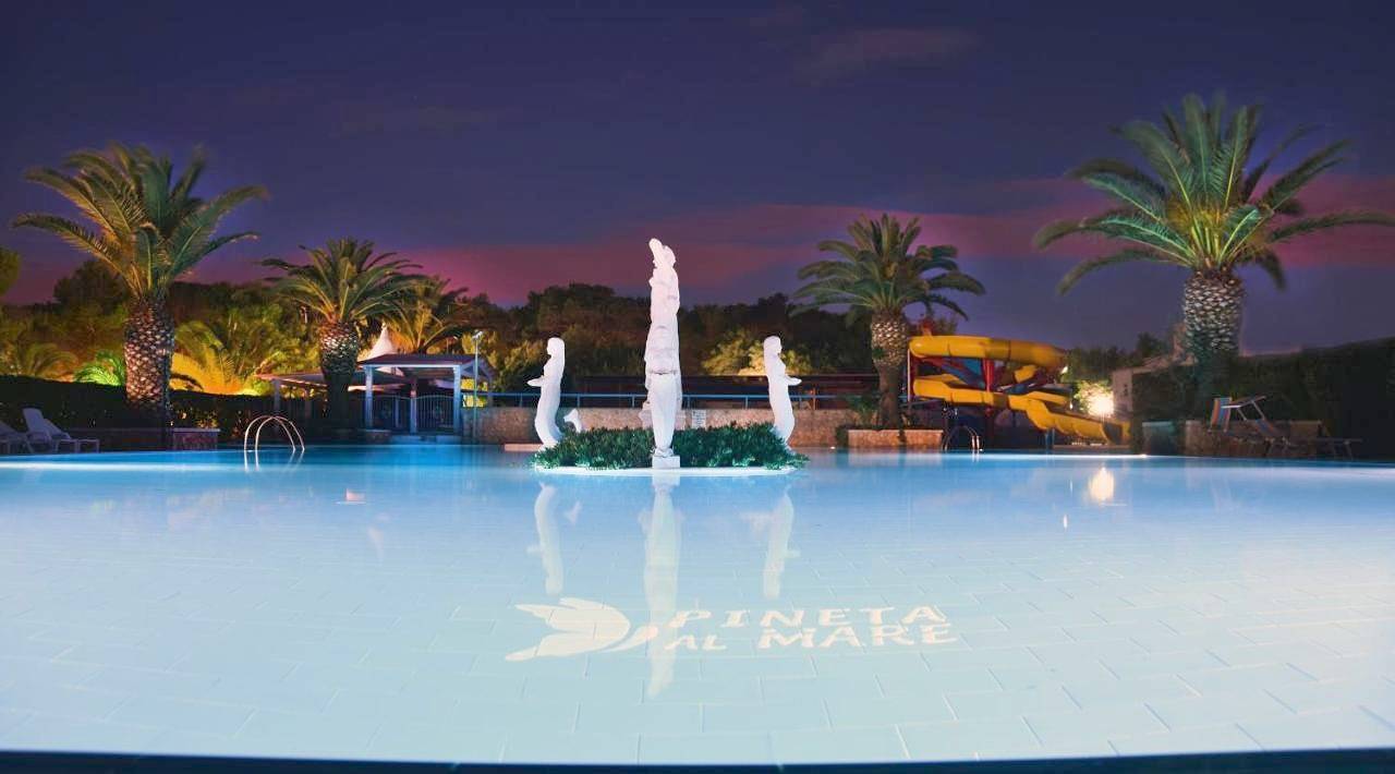 Camping Villaggio Pineta Al Mare in Lido Specchiolla, Carovigno