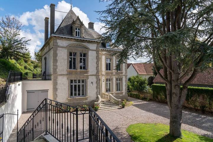 Location de vacances pour 15 personnes, avec Terrasse et Jardin à Neuville-sous-Montreuil