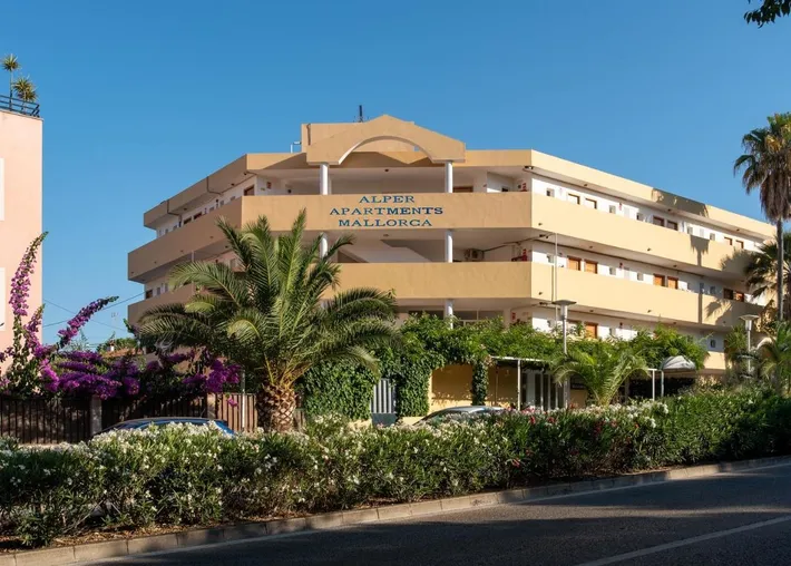 Appartement de vacances pour 3 personnes, avec piscine ainsi que vue et jardin - 1