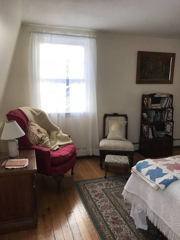 Vacation house for 12 people, with yard in Maine