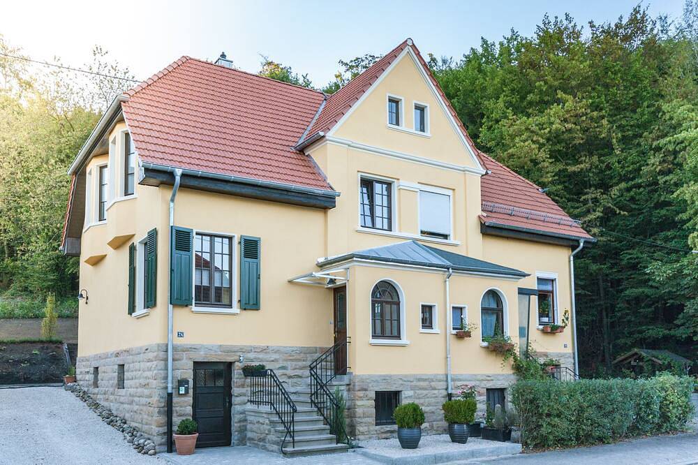 Ganze Wohnung, Urlaub in historischem Ambiente mit hohem Komfort in Friedrichsthal, Saarbrücken & Umgebung