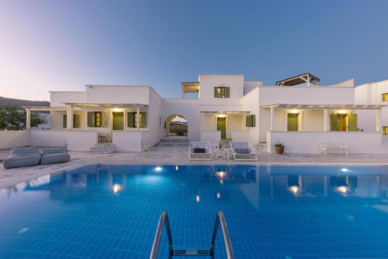 Ambeli Apartments in Agios Georgios (Santorin), Santorin