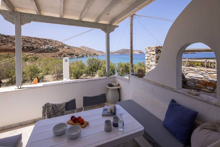 Holiday rental for 7 people, with balcony, with pets in Tinos