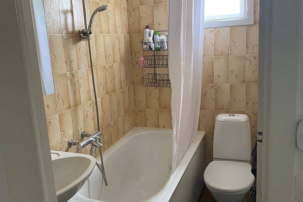 Ferienhaus 300 m zum Fluss mit Bademöglichkeit , Glasfaser schnelles Internet in Angermanland