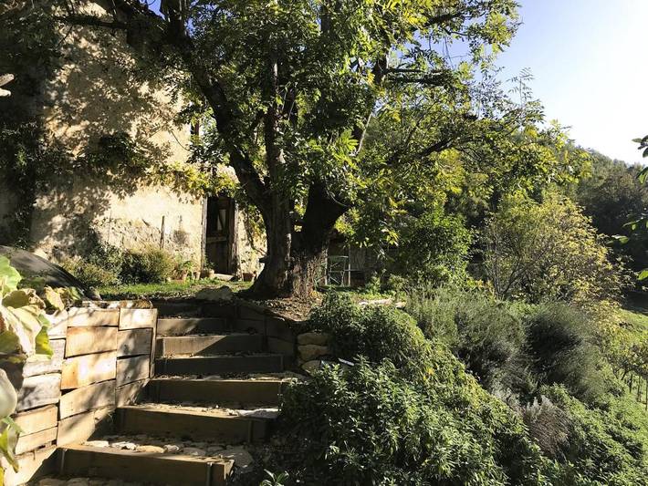 Gîte pour 2 personnes, avec Terrasse et Jardin ainsi que Sauna et Vue à Aspet