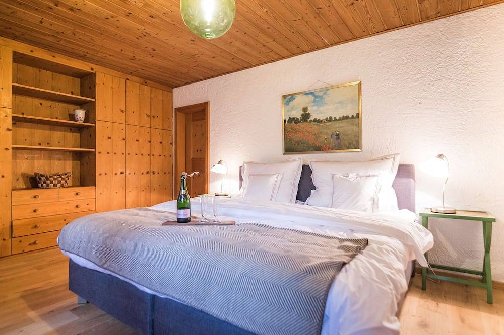 Ganze Wohnung, Ferienwohnung Yvonne 85 qm mit Terrasse und Garten, 1 separates Schlafzimmer in Samerberg, Bayerische Alpen