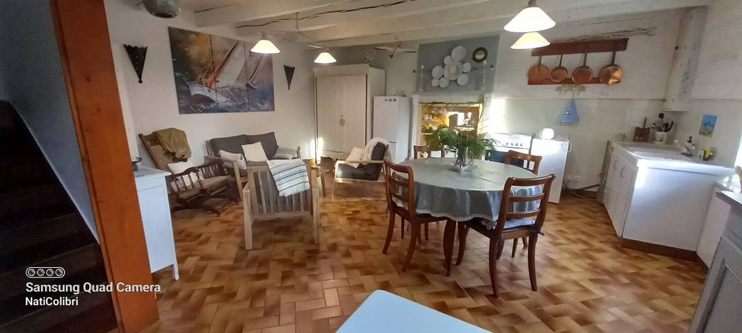 Gîte pour 5 personnes, avec terrasse et jardin à Les Forges (Morbihan)