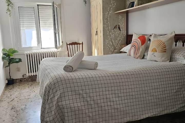 Location de vacances pour 8 personnes, avec terrasse, animaux acceptés à Valtierra - 4