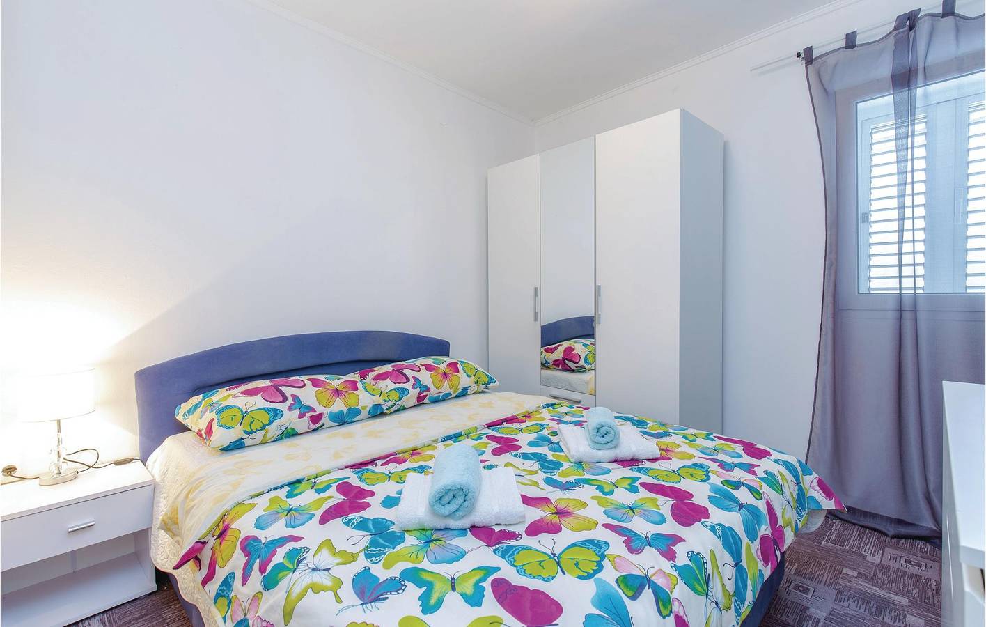 Ganze Ferienwohnung, Charmante Ferienwohnung mit Terrasse, WLAN und 2,5 km Entfernung zum Strand in Vrh Martinscice, Primorje-Gorski Kotar