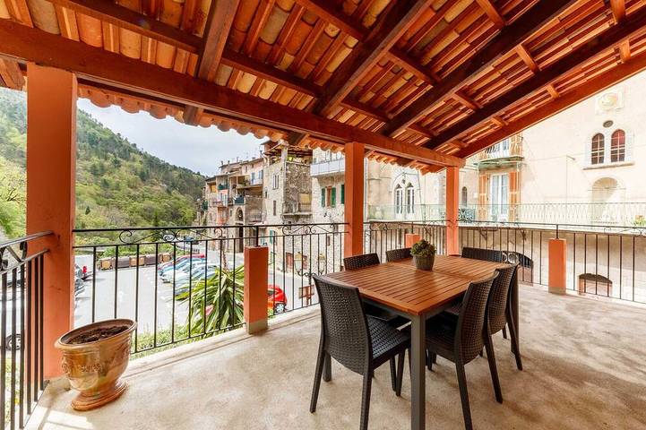 Location de vacances pour 4 personnes à Lucéram