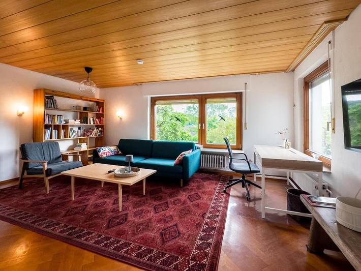 Appartement de vacances pour 4 personnes, avec vue ainsi que terrasse et jardin
