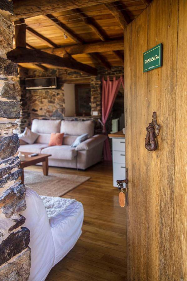 Alojamiento y desayuno para 2 personas, con vistas al lago además de vistas y jardín, Se admiten mascotas en Provincia de Lugo - 4