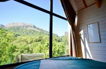 Gîte pour 4 personnes, avec terrasse et jardin à Lafare