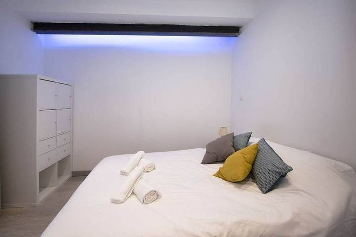 Gîte pour 4 personnes, avec terrasse dans Office de Tourisme de la Ciotat - 2