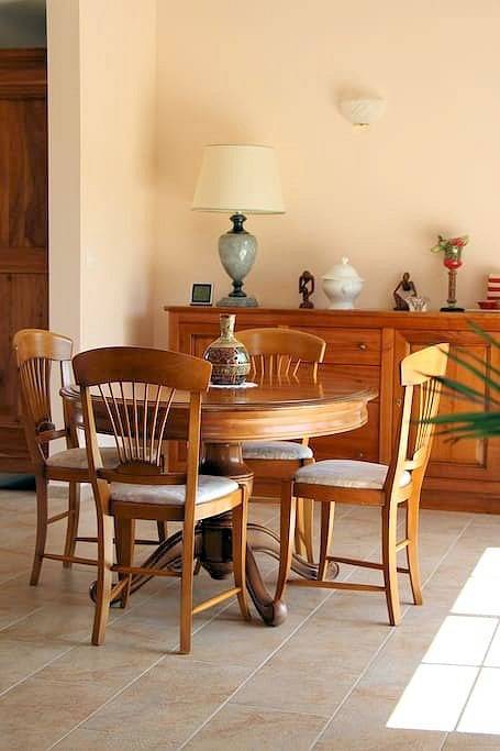 3 chambres et table d'hôtes à 13 km de Toulouse - Chambre Pastel in Saint-Marcel-Paulel, Toulouse et ses environs