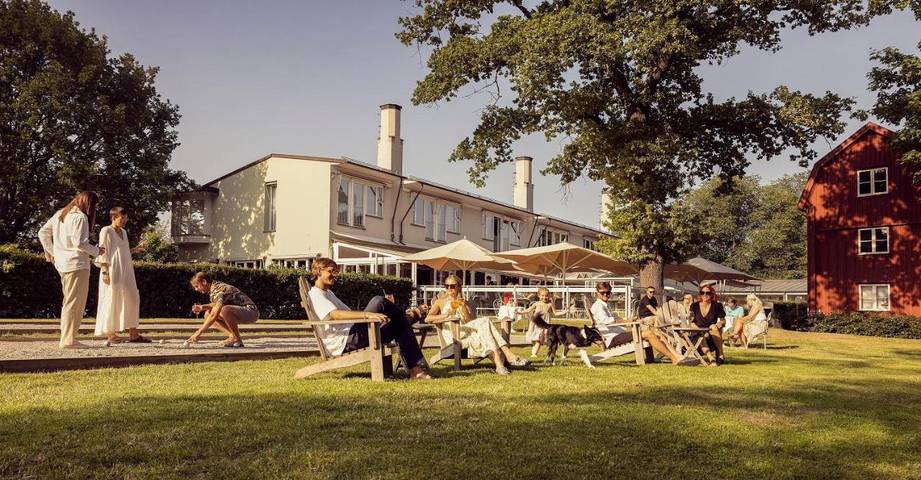 Hotel für 2 Personen, mit Balkon und Terrasse sowie Garten und Seeblick in Stockholm