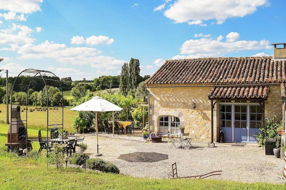 Casa en Dordogne con Piscina y Vistas in Saint-Eutrope-de-Born, Región de Villeneuve-sur-Lot