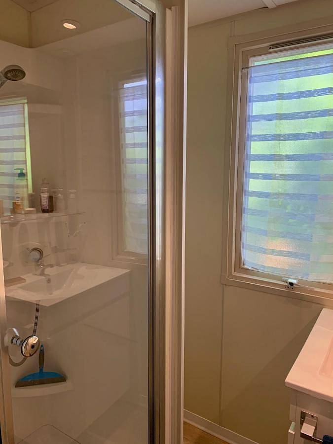 Mobilhome L'Aincontournable - 6 personnes - Clim - Terrasse in Poncin, Nantua