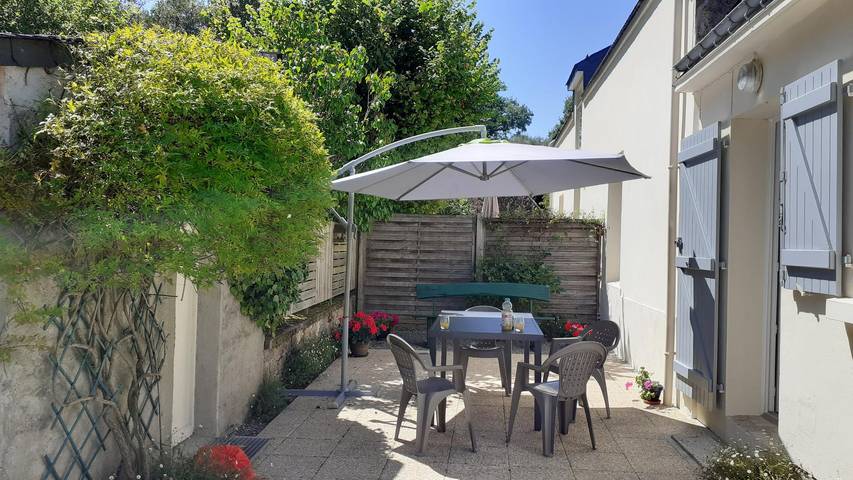 Gîte pour 4 personnes, avec jardin à Ploemel - 2