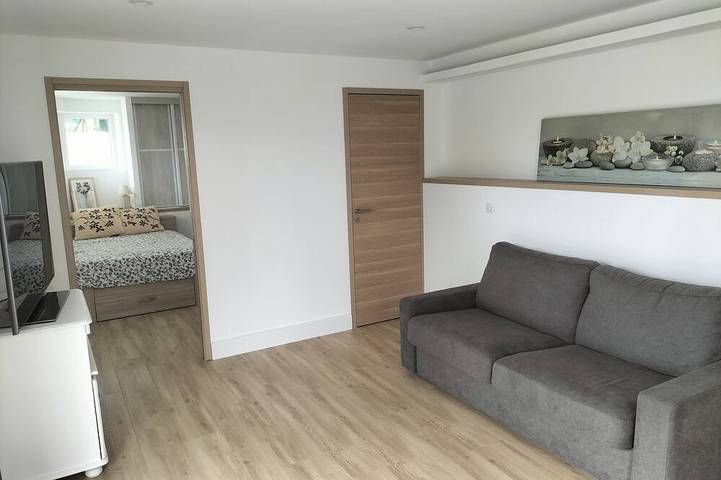 Gîte pour 4 personnes, avec jardin à Carros - 3