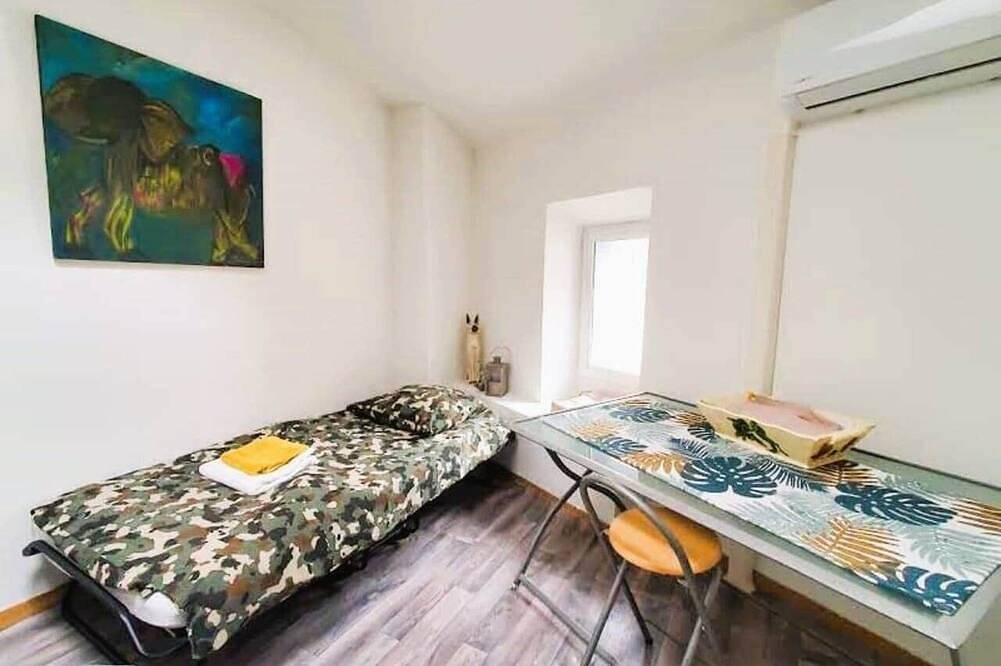 A completar in La Palme, Côte d'Améthyste