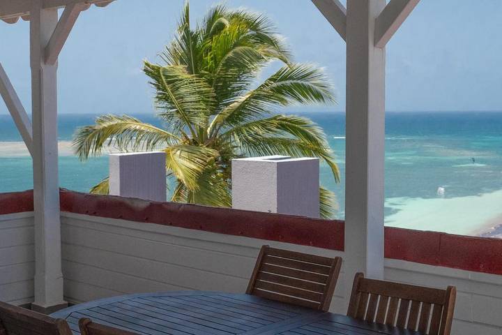 Location de vacances pour 8 personnes, avec jardin ainsi que piscine et terrasse dans Plage des Salines - 4