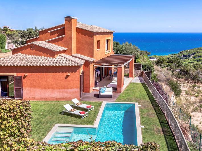 Ferienhaus für 8 Personen, mit Garten und Terrasse in Sa Riera
