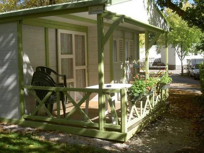 Chalet pour 5 personnes, avec terrasse, animaux acceptés dans le Jura