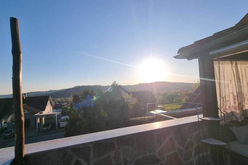 Große Ferienwohnung mit Garten in Lauda-Königshofen, Stuttgart Region