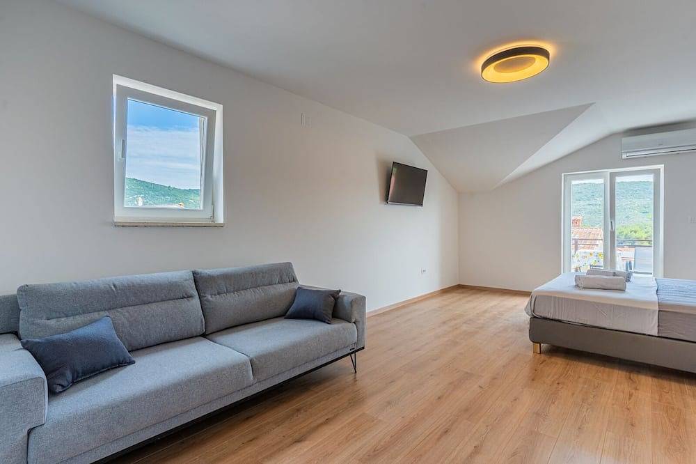 Zimmer in Cres mit Meerblick, Balkon, Klimaanlage, W-Lan (4249-6) in Cres Stadt, Cres
